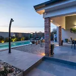 Casa Vigo Pula