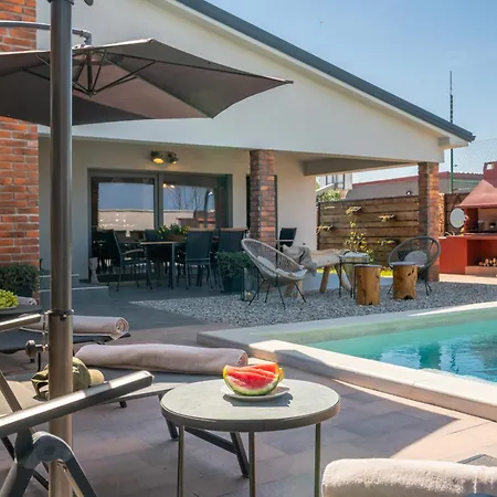 Casa Vigo * פולה